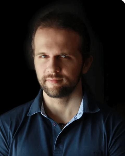 Роман Павлов