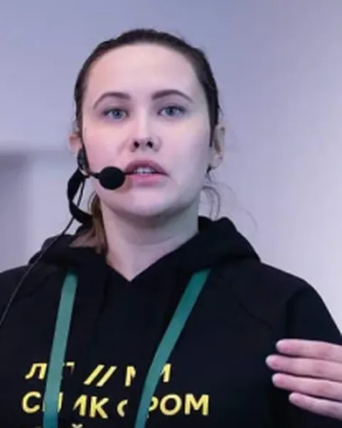 Анна Казаченко